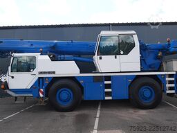 Liebherr LTM 1030