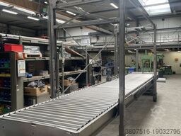 Van der Meijden Machines Powered roller conveyor belt