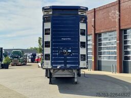 Pezzaioli + Daf XF - 3/4 deck livestock - 134.8m2 - Water...