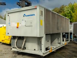 Used Aircooled chiller CLIMAVENETA FOCS N LN CA 2622 564kW/586kW 2015 yom