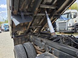 Mercedes-Benz 1824 AK/ 36 V6 Blatt/Blatt Manual