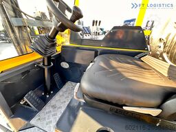 Combilift CB3000 / FREE LIFT / NEW TIRES /LIKE NEW