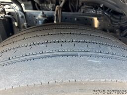 IVECO S-WAY 480 * RETARDER * VOLLVERKLEIDUNG *