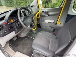 MERCEDES-BENZ Sprinter 313 BlueTEC 9 Sitze Rollstuhllift Klima
