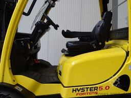 Hyster H5.0FT - Container-Indoor-Stapler -TRIPLEX