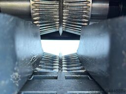 Jeffra Machinery & support KM13