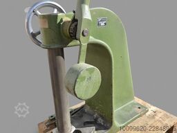 AGEO Dornpresse DP3000R
