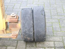 unbekannt Trägerabstand 5860 mm  Höhe 850 bis 1255 mm