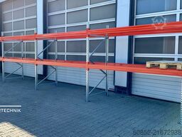 ca. 100,16 lfm. Palettenregale H: 250 cm Fachlast: 3000 kg , 324 Palettenplätze