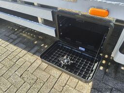 Renault LAADBAK AUTOAMBULANCE LENGTE 4.85 METER + ELEKT...