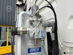 MAN TGX 18.460 + KIEPER HYDRAULIEK + DUBBEL BED