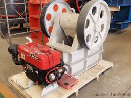 Mingyuan Small mobile jaw crusher Mobile Diesel jaw crusher 250x400