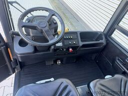 Still R07-25