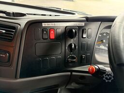 MERCEDES-BENZ Atego Kehrmaschine BUCHER CITYFANT 5000