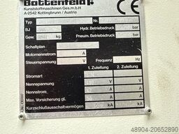 Battenfeld R60/125H Vertikal Rundtisch Mehrstatione