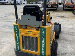 Knikmops KM100 (7123)