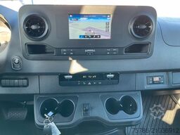 MERCEDES-BENZ Sprinter 319 CDI 4x4/ 5 Sitze/ Autom./ AC/ LED
