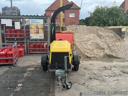 Dücker HM 160 Wood Chipper