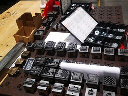 EDM SINKING OPS INGERSOLL GANTRY 800 GANTRY 800 ADAMPT MAT 05