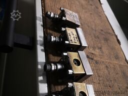 EDM SINKING OPS INGERSOLL GANTRY 800 GANTRY 800 ADAMPT MAT 05