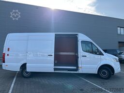 Mercedes-Benz Sprinter 319 1.9 CDI / L4 H2 / RWD / Navi / APK...