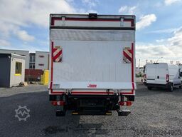MERCEDES-BENZ 823 Atego / Kühlkoffer / LBW / 6,70 m / Carrier