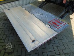 Mercedes-Benz AXOR 1829 + EURO 5 + LIFT + MANUAL