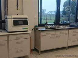 Shimadzu, Wyposażenie laboratorium 