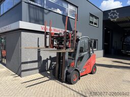 LINDE H30D-02 Triplo 480 Freelift / Sideshift / 4e vorkenspreider VW Diesel 2013 17.150 uur DIESEL