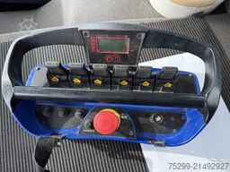 Volvo FE-320 6x2R Fassi 235 5-Fach