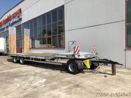 Möslein T 3-6 VB  3 Achs Tieflader- Anhänger, Luftgefedert, Verbreiterung