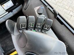 Hyster H1.6 FT / Verstellgerät / HH: 4.45m / nur 812h