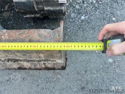 Eurocomach ES57 Tracked excavator w/ Rototilt and 2 buckets.