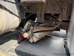 SCANIA G230 Kehrmaschine SCARAB Magnum