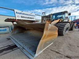 LIEBHERR L566 Radlader 27 Ton *11.350 h