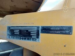 LIEBHERR L566 Radlader 27 Ton *11.350 h