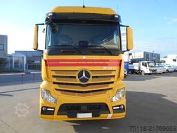 Mercedes-Benz Actros 1842