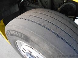 Mercedes-Benz Actros 1842