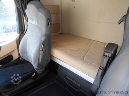 Mercedes-Benz Actros 1842