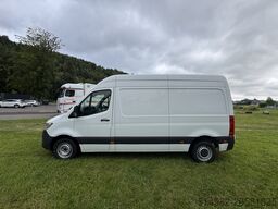 Mercedes-Benz Sprinter III 214 L2H2