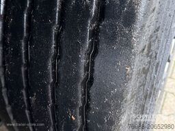 Schmitz Cargobull Curtainsider Standard Getränke