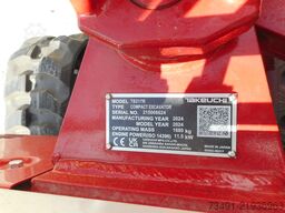 Takeuchi TB 217R ( 1.680kg )