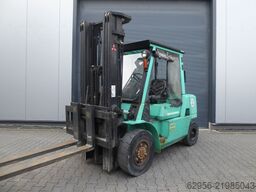 Mitsubishi FG40N
