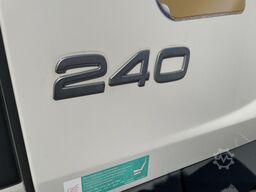 Volvo FL240 Closed Box / Loading Lift / 157.000 KM