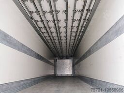 SCHMITZ SKO 24 EURO MEATRAIL