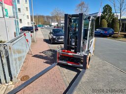 Still RX 60-50 Triplex 4700