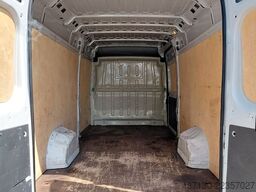 PEUGEOT Boxer Premium 350 L4H2 Heavy
