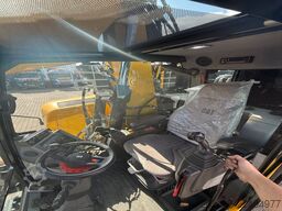  M323F 4x4 Zweiwegebagger