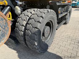 M323F 4x4 Zweiwegebagger