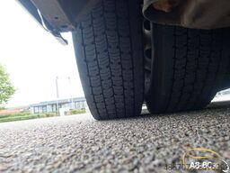 MERCEDES-BENZ Tourismo RHD, 55 Sitze, Euro 6